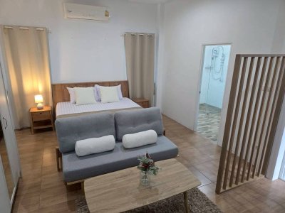 7R0889 House with common pool 2 ห้องนอน 2 ห้องน้ำ ให้เช่าเดือนละ 68,000 บาท โซนราไวย์ 7R0889 House with common pool 2 ห้องนอน 2 ห้องน้ำ ให้เช่าเดือนละ 68,000 บาท โซนราไวย์