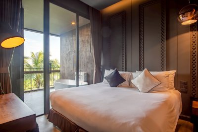 7R0904 คอนโดมิเนียม 2 ห้องนอน 2 ห้องน้ำ ให้เช่าเดือนละ 70,000 บาท โซนราไวย์