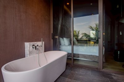 7R0904 คอนโดมิเนียม 2 ห้องนอน 2 ห้องน้ำ ให้เช่าเดือนละ 70,000 บาท โซนราไวย์