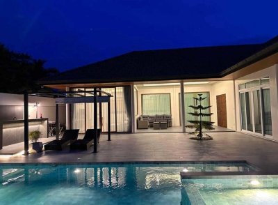 7R0916 ให้เช่า pool villa 4 ห้องนอน 4 ห้องน้ำ ราคา 110,000/เดือน โซนราไวย์