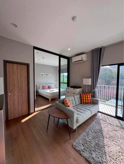 7R0921 คอนโดมิเนียม 1 ห้องนอน 1 ห้องน้ำ ให้เช่าเดือนละ 32,000 บาท โซนราไวย์