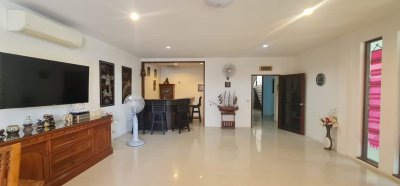 7R0929 Pool villa for rent 4 bedroom 4 bathroom 100,000/month at rawai