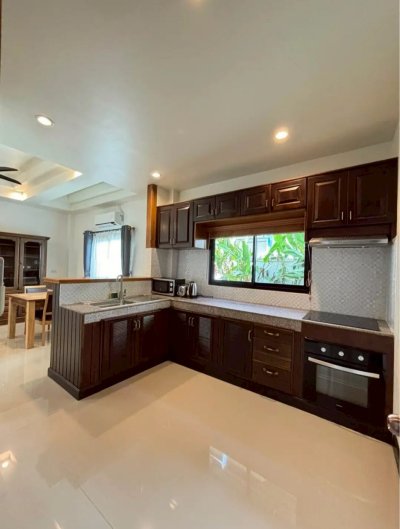 7R0935 ให้เช่า pool villa 4 ห้องนอน 5 ห้องน้ำ ราคา 85,000 ต่อเดือน โซนราไวย์