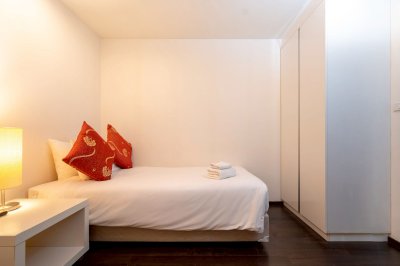7R0938 คอนโดมิเนียม 2 ห้องนอน 1 ห้องน้ำ ให้เช่าเดือนละ 40,000 บาท โซนราไวย์