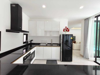 7R0950 ให้เช่า pool villa 3 ห้องนอน 4 ห้องน้ำ ราคา 120,000/เดือน โซนราไวย์