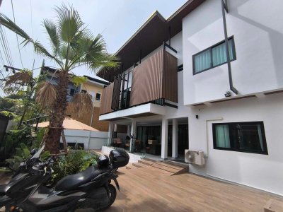 7R0952 ให้เช่า pool villa 4 ห้องนอน 4 ห้องน้ำ ราคา 120,000/เดือน โซนราไวย์