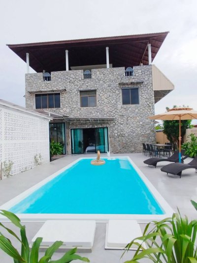 7R0953 Pool villa for rent 6 bedroom 7 bathroom 145,000/month at rawai