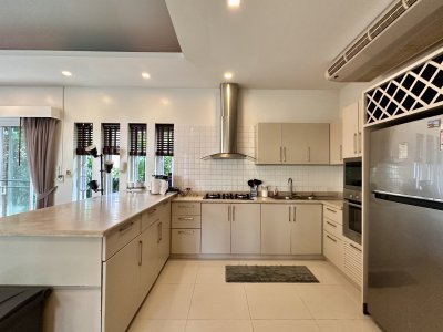 7R0955 ให้เช่า pool villa 3 ห้องนอน 3 ห้องน้ำ ราคา 90,000/เดือน โซนราไวย์ 7R0955 ให้เช่า pool villa 3 ห้องนอน 3 ห้องน้ำ ราคา 90,000/เดือน โซนราไวย์