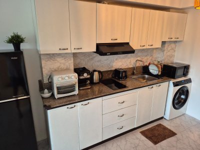 7R0965 คอนโดมิเนียม 2 ห้องนอน 1 ห้องน้ำ ให้เช่าเดือนละ 35,000 บาท โซนราไวย์