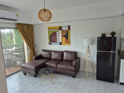 7R0965 คอนโดมิเนียม 2 ห้องนอน 1 ห้องน้ำ ให้เช่าเดือนละ 35,000 บาท โซนราไวย์