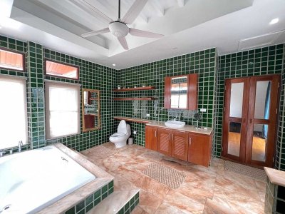 7R0967 ให้เช่า pool villa 3 ห้องนอน 3 ห้องน้ำ ราคา 90,000/เดือน โซนราไวย์