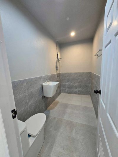 7R0982 ให้เช่าบ้านเดี่ยวชั้นเดียว 2 ห้องนอน 2 ห้องน้ำ ราคา 48,000/เดือน โซนราไวย์