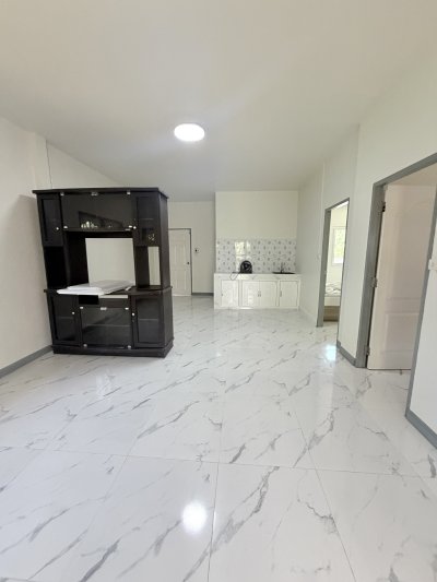 7R0986 ให้เช่าบ้านเดี่ยวชั้นเดียว 2 ห้องนอน 1 ห้องน้ำ ราคา 28,000/เดือน โซนราไวย์