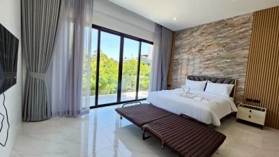 7R0989 ให้เช่า pool villa 4 ห้องนอน 5 ห้องน้ำ ราคา 150,000/เดือน โซนราไวย์