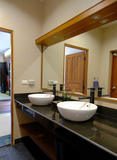 7R0997 House with common pool 3 bedroom 2 bathroom 75,000/month at rawai