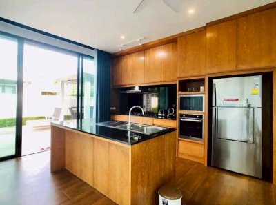 7R0998 ให้เช่า pool villa 3 ห้องนอน 3 ห้องน้ำ ราคา 160,000 ต่อเดือน โซนราไวย์