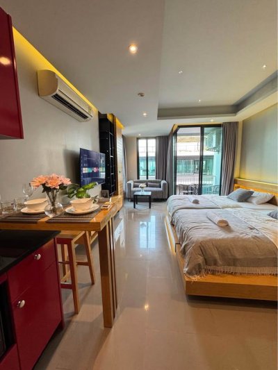 7R1002 ให้เช่าคอนโดมิเนียม 1 ห้องนอน 1 ห้องน้ำ ให้เช่าเดือนละ 25,000 บาท โซนราไวย์