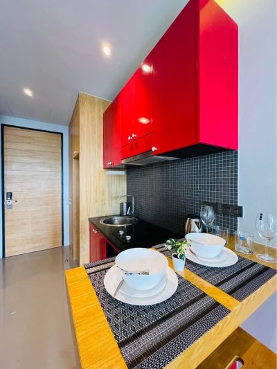 7R1002 ให้เช่าคอนโดมิเนียม 1 ห้องนอน 1 ห้องน้ำ ให้เช่าเดือนละ 25,000 บาท โซนราไวย์