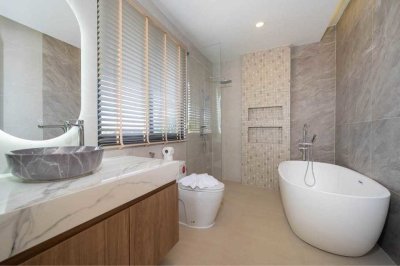 7R1014 ให้เช่า pool villa 5 ห้องนอน 5 ห้องน้ำ ราคา 150,000 ต่อเดือน โซนราไวย์