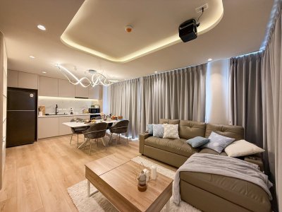7R1027 คอนโดมิเนียม 2 ห้องนอน 2 ห้องน้ำ ให้เช่าเดือนละ 85,000 บาท โซนราไวย์