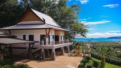 7R1060 Pool villa for rent 4 bedroom 7 bathroom 400,000/month at rawai