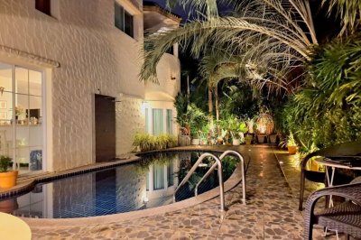7R1089 ให้เช่า pool villa 3 ห้องนอน 2 ห้องน้ำ ราคา 120,000 ต่อเดือน โซนราไวย์