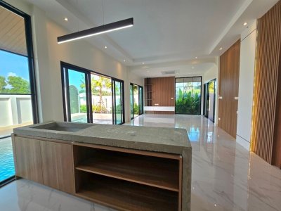 7S0143 Pool villa for sale 13,900,000 baht 3 bedroom 3 bathroom at rawai