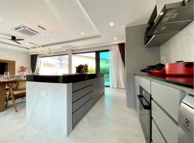 7S0156 Pool villa for sale 24,000,000 baht 4 bedroom 5 bathroom located at rawai