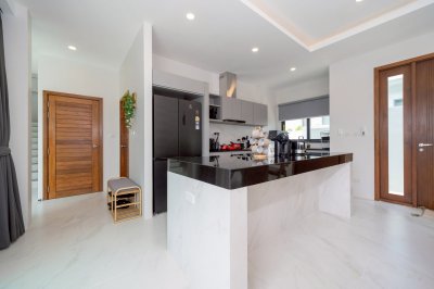 7S0167 Pool villa for sale 24,000,000 baht 4 bedrooom 4 bathroom at rawai 7S0167 Pool villa for sale 24,000,000 baht 4 bedrooom 4 bathroom at rawai