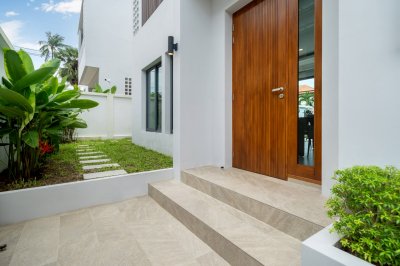 7S0169 Pool villa for sale 24,000,000 baht 4 bedrooom 4 bathroom at rawai