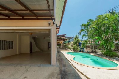 7S0174 Pool villa for sale 9,900,000 baht 4 bedroom 4 bathroom at rawai