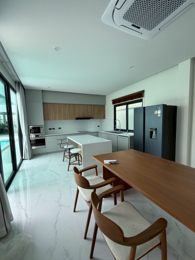 7S0175 Pool villa for sale 24,900,000 baht 5 bedroom 6 bathroom at rawai