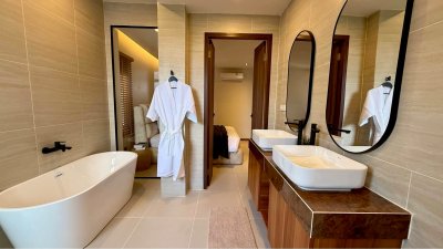 7S0181 ขายพูลวิลล่า ราคา 13,900,000 บาท 3 ห้องนอน 4 ห้องน้ำ โซนราไวย์ 7S0181 ขายพูลวิลล่า ราคา 13,900,000 บาท 3 ห้องนอน 4 ห้องน้ำ โซนราไวย์