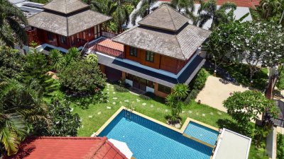 7S0187 Pool villa and resort for sale 55,000,000 baht 13 bedroom 14 bathroom at rawai