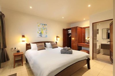 7S0187 Pool villa and resort for sale 55,000,000 baht 13 bedroom 14 bathroom at rawai