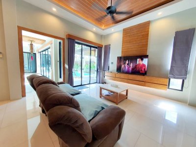 8R0001 ให้เช่า pool villa 3ห้องนอน 4ห้องน้ำ ราคา 85,000/เดือน โซนฉลอง