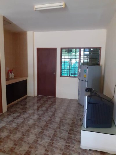 8R0005 This house for rent 3 bedroom 2 bathroom 35,000/month