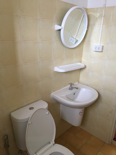 8R0006 ให้เช่าบ้านเดี่ยวสองชั้นเดียว 3ห้องนอน 3ห้องน้ำ เดือนละ 30,000/เดือน โซนฉลอง