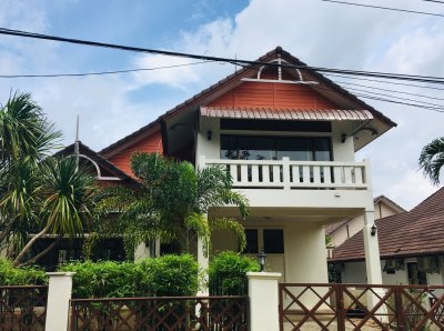 8R0006 ให้เช่าบ้านเดี่ยวสองชั้นเดียว 3ห้องนอน 3ห้องน้ำ เดือนละ 30,000/เดือน โซนฉลอง