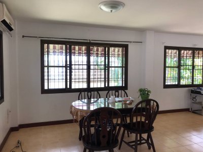 8R0006 ให้เช่าบ้านเดี่ยวสองชั้นเดียว 3ห้องนอน 3ห้องน้ำ เดือนละ 30,000/เดือน โซนฉลอง