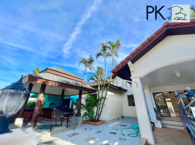 8R0025 This house for rent 3 bedroom 2 bathroom 42,000/month at chalong