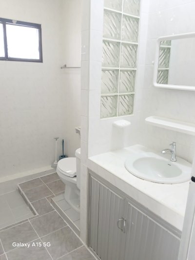 8R0062 House with common pool 2 ห้องนอน 2 ห้องน้ำ ราคา 23,000/เดือน โซนฉลอง