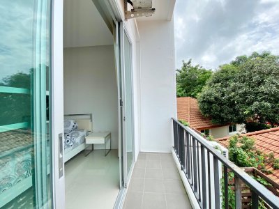 8R0078 ให้เช่าบ้านสามชั้น 4 ห้องนอน 4 ห้องน้ำ ราคา 50,000/เดือน โซนฉลอง