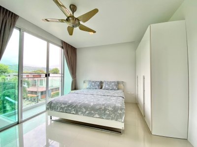 8R0078 ให้เช่าบ้านสามชั้น 4 ห้องนอน 4 ห้องน้ำ ราคา 50,000/เดือน โซนฉลอง