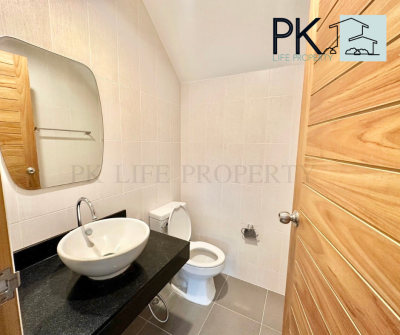 8R0102 ให้เช่าบ้านเดี่ยวสองชั้น 3ห้องนอน 3ห้องน้ำ ราคา 38,000/เดือน โซนฉลอง