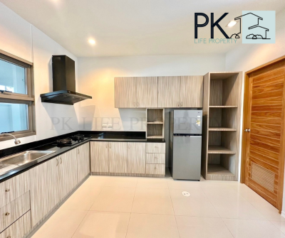 8R0102 ให้เช่าบ้านเดี่ยวสองชั้น 3ห้องนอน 3ห้องน้ำ ราคา 38,000/เดือน โซนฉลอง