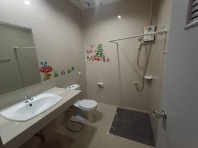 8R0108 ให้เช่าบ้านแฝดชั้นเดียว  2 ห้องนอน 2 ห้องน้ำ ราคา 23,000/เดือน โซนฉลอง