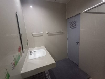 8R0108 ให้เช่าบ้านแฝดชั้นเดียว  2 ห้องนอน 2 ห้องน้ำ ราคา 23,000/เดือน โซนฉลอง