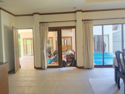 8R0135 ให้เช่า Pool villa 3 ห้องนอน 3 ห้องน้ำ ราคา 60,000/เดือน โซนฉลอง