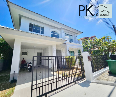 8R0153 ให้เช่าบ้านเดี่ยวสองชั้น 3 ห้องนอน 3 ห้องน้ำ ราคา 65,000/เดือน โซนฉลอง